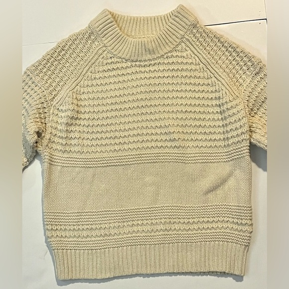 Universal Thread Women’s Cream Knit Warm Cozy Sweater Size Small - Picture 2 of 14